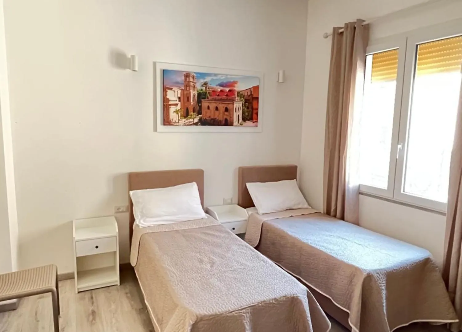 Bella Vita Palermo 0*,  Italia